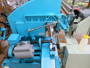 畳を製作する機械