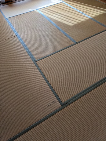 張り替え前の畳