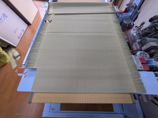 製作中の畳