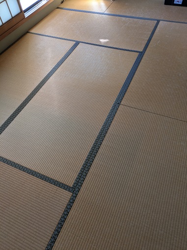 畳入れ替え前の7畳半