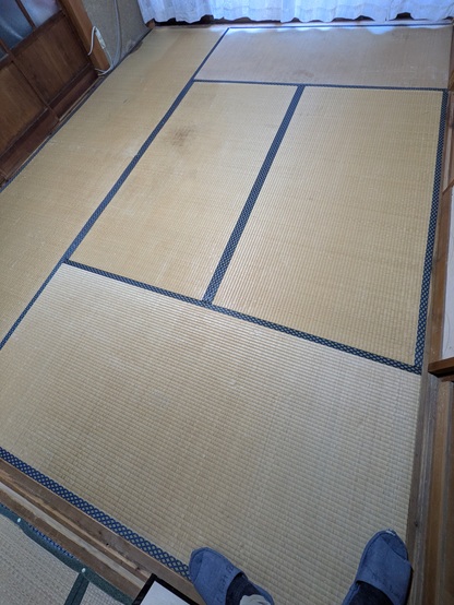 入れ替え前の古い畳