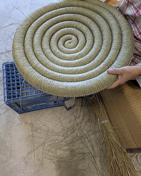 広島県産の円座