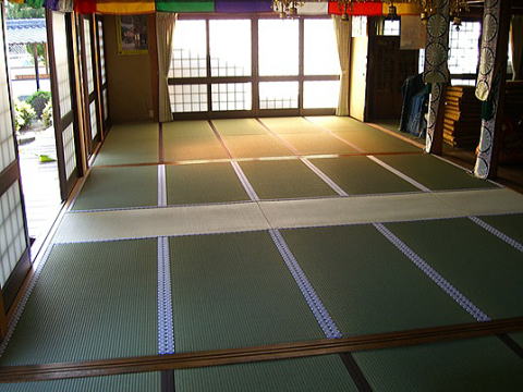 吉野郡大淀町でお寺の内陣の畳替え