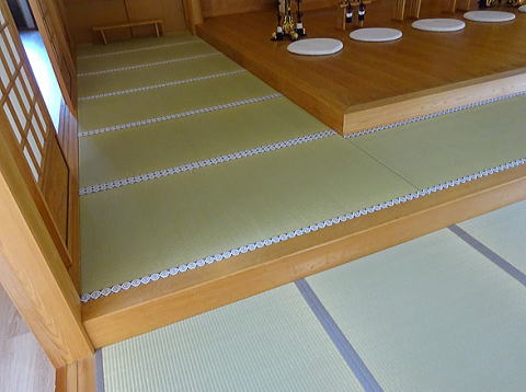 天理教教会の中段の間畳替え
